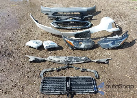 2019 Chevrolet Equinox Lt z USA, uszkodzony, nr VIN 3GNAXKEV0KL140529